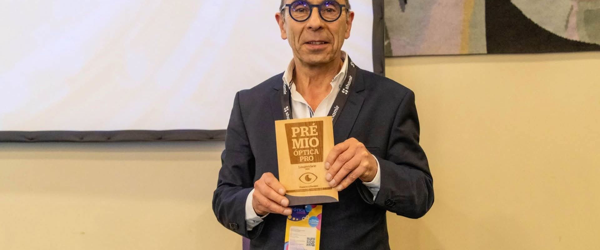 Parente Óptica Médica distinguida pela Longevidade
